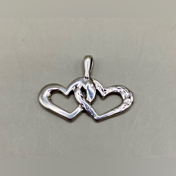STERLING SILVER INTERLOCKING HEARTS; Stamped 925; Never worn; Vintage. - Picture 1 of 4